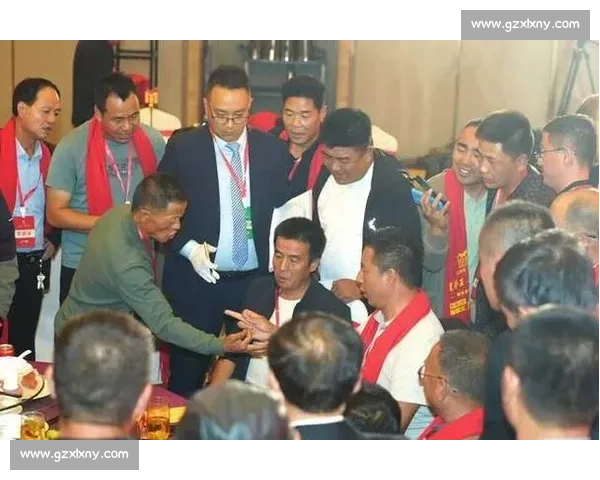 金徽酒五星拳王兰州总决赛战火重燃 奔驰大奖悬念待解