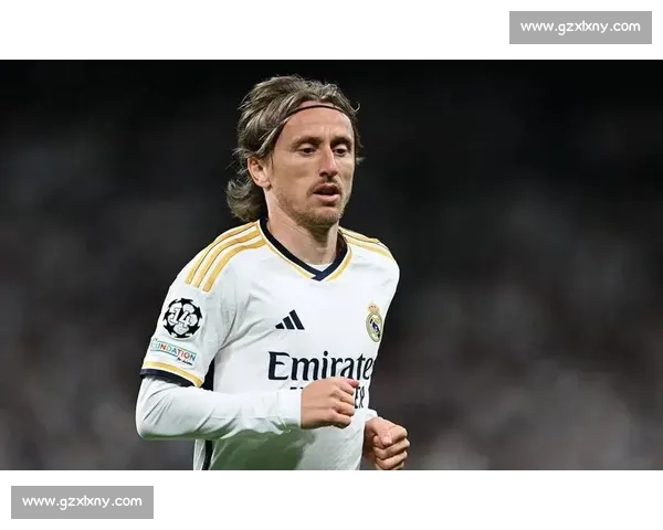 魔笛奏响圣西罗!莫德里奇加盟米兰剑指欧冠